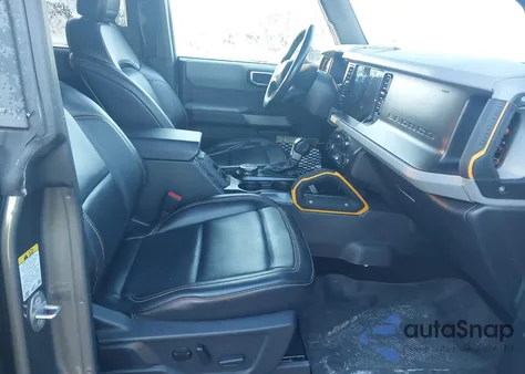 2022 Ford Bronco Badlands z USA, uszkodzony, nr VIN 1FMEE5DP5NLB38663